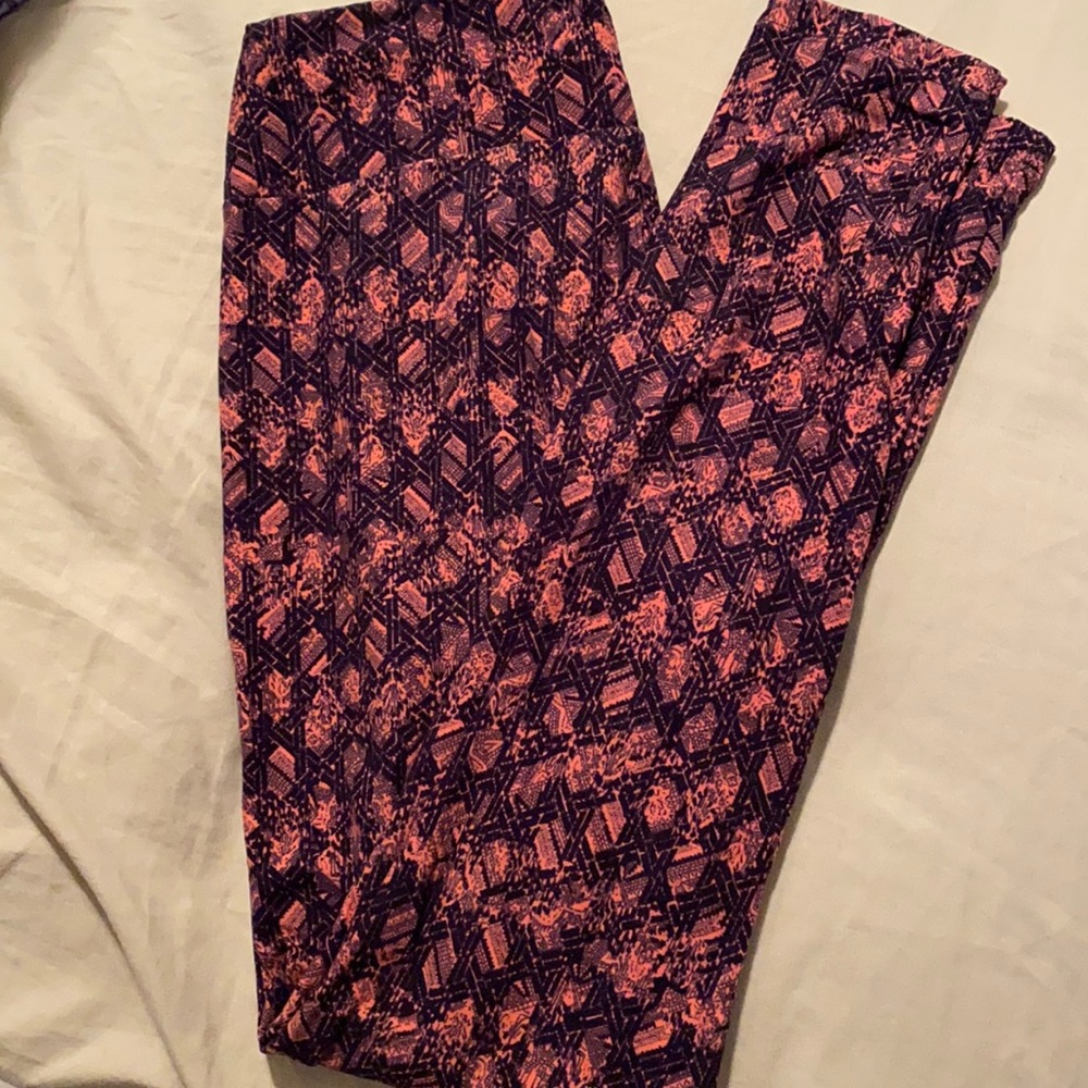 Lularoe Pink and Navy OS leggings